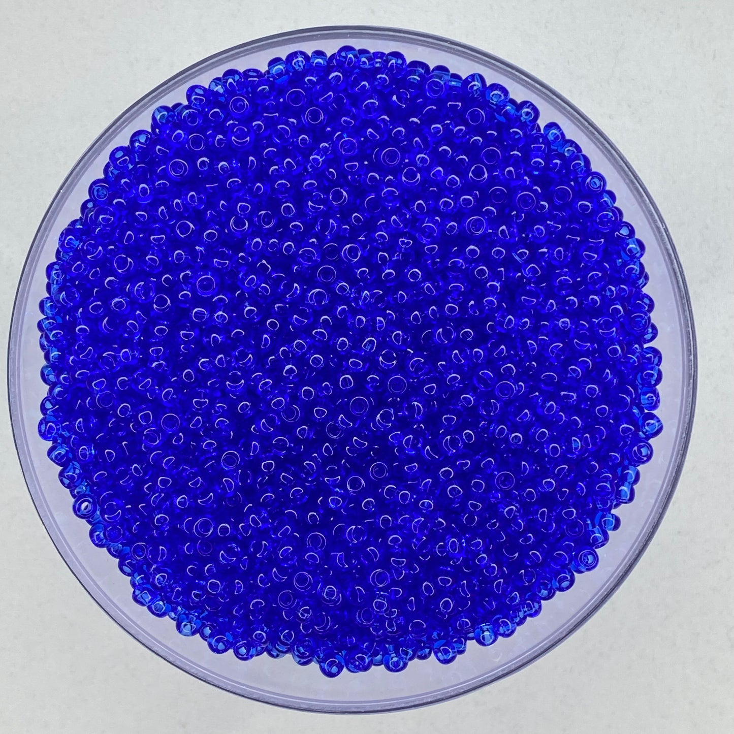Sapphire Preciosa 8/0