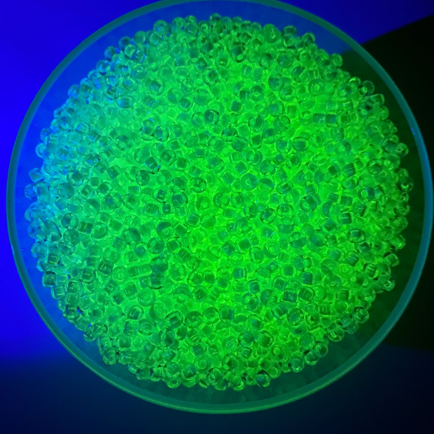 Crystal Glow in the Dark Preciosa 8/0