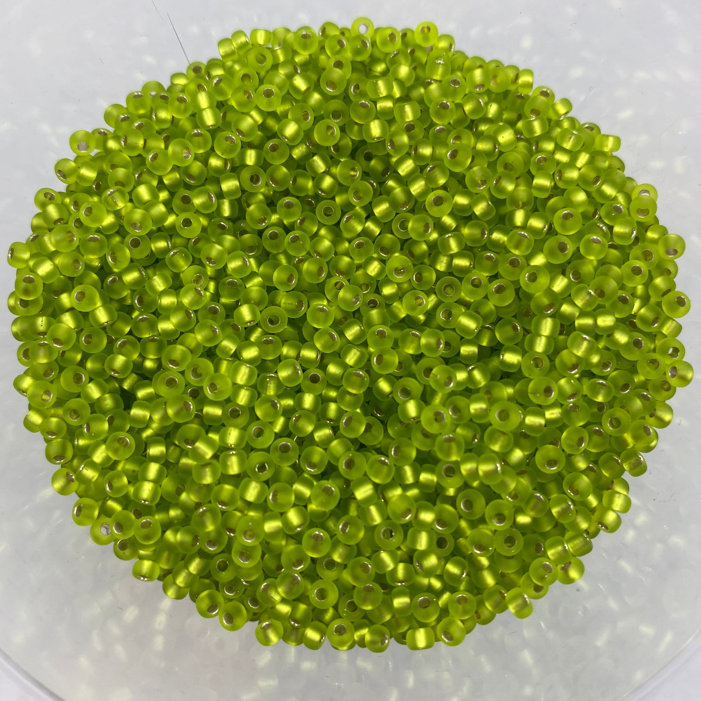 Matte S/L Chartreuse Miyuki 8/0