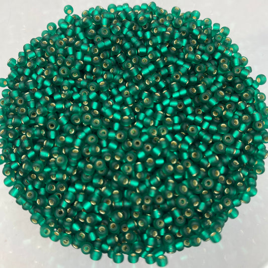 Matte S/L Emerald Miyuki 8/0