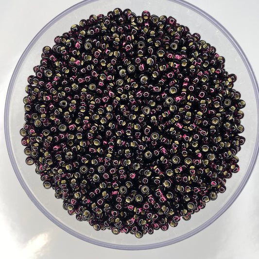 Dark Amethyst S/L Preciosa 8/0